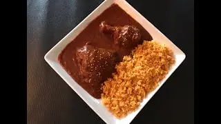 Pollo Con Mole - Chicken With Mole Sauce