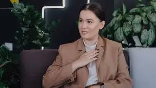 #HelloWomen Podcast | Cum să-ți schimbi profesia și ce are în comun testarea cu un restaurant