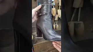 #red #sole #louboutin 🌐chezgerry1958.com 🌐
