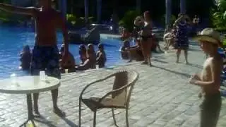 CLIP0092