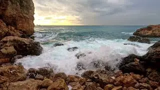 You Won’t Believe How Peaceful This Ocean Island Feels