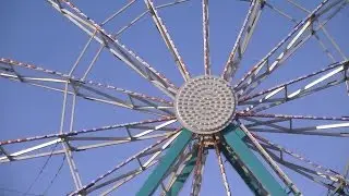 WRDE on Tour: &lsquo;Winter WonderFEST&rsquo; Fun Continues with Christmas Village