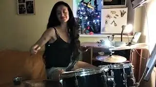 An 8th-note ride pattern