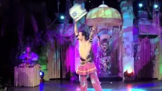 Mengqi Zhang`s  Bamboe Baai Show (last Day) 6.11.2011