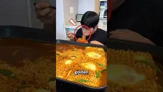 I Put Instant Noodles Under a Microscope. Then I Saw This 😳 #shorts #shortsfeed 