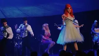 Dixie Lynn Cartwright - When You've Got It, Flaunt It!