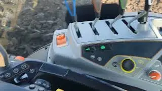 Valtra N154e ploughing