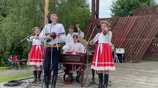 DFS Štěpnička - Cimbálová muzika s primášem Martinem Kuchyňkou v Liptále
