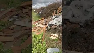 Sta nascendo una nuova #discarica abusiva sull&rsquo;Anagnina direzione Castelli Romani 🔥😎
