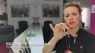 Cómo usar los pinceles básicos para maquillar Pinceles Burlesque
