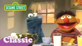Cookie Monster and Ernie's Breakfast Time Song | Sesame Street Classic