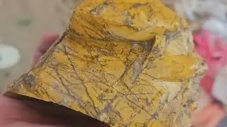 Yellow jasper 