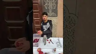 Они пытались заставить меня заплатить больше только потому, что я турист. Обычная цена &mdash; 10 или 1...