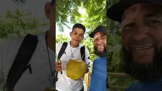 Con mi colega Dey Smith en R&iacute;o San Juan Visitando Laguna Gri Gri