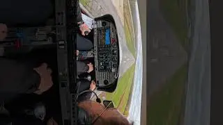 Crosswind landing? No problem. ✈️