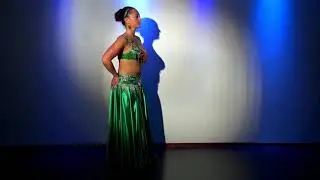 Buikdans bellyroll buikspieren oefening (stap 2 op muziek)