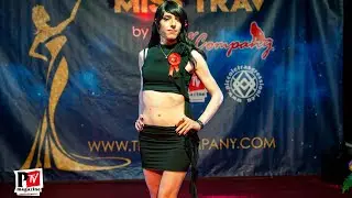 Sfilata in abito corto al Miss Trav by Company 2024