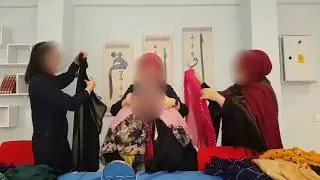100 layers scarves ;)
