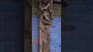Weird metro art