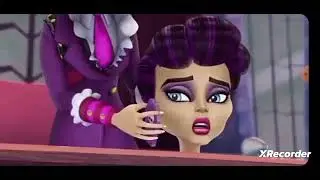 Co za psychol! Policja to największe zło - Monster High Upiorki Rządzą