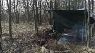 Prowizoryczne zadaszenie z plandeki /Makeshift shelter with TARP.