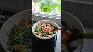 #menurumahan &ldquo;tumis sayur kucai & sambal udang &rdquo; #fly #tumissayurkucai #sambaludang #sayurkucai
