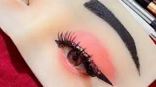 Hot pink eyeshadow with glitter liner#eyelinertutorial #glamorouseyes #makeup