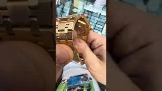 Audemars Piguet &mdash; легендарний Royal Oak у золоті з вічним календарем.👉По всіх деталях в особисті.
