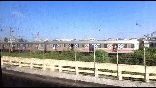 Parallel Run II Kolkata Metro Overtakes EMU Local Train II Way to Dum Dum Jn II Pre Pandemic Era!!