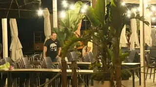 Barcelona: Restaurants and bars close ahead of night-time curfew | AFP