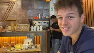 What $12 a Night Gets You in Philippines | INSANE Budget Hostel in MANILA/MAKATI