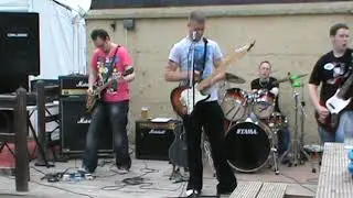 The Vibe   Pyro Kings of Leon Cover Whelans Campile April 2011