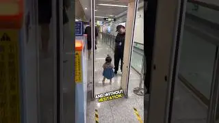 Эта маленькая девочка очаровательна ❤️
