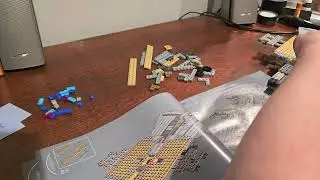 Lego Star Trek U.S.S. Enterprise NCC-1701-D Set (Set 10356) Part 8