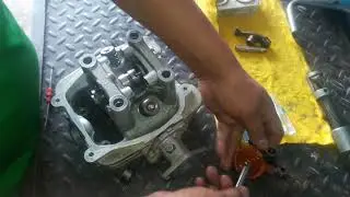 como armar CULATA TORITO BAJAJ CROM