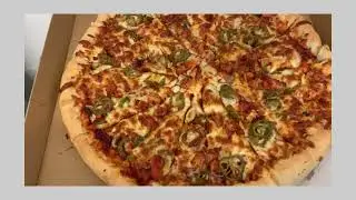 Staff curss spicy pizza Asian style