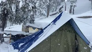 Kedarkantha Trek During snowfall