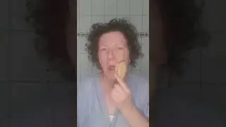 Gesichtspeeling mit der Baby Haarb&uuml;rste