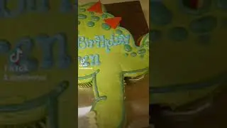 Dinosaur Cupcake Cake