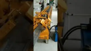Scaffolding plank roll forming machine