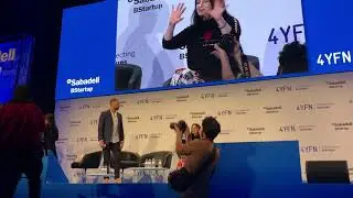 LIVE human chip implant on stage RFID MICROCHIP MWC 4YFN Mobile World Congress Biohacking
