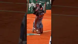Coco Gauff celebrated with Spike Lee