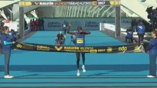 El atleta keniano Kitwara convierte el Marat&oacute;n Valencia en el m&aacute;s r&aacute;pido de Espa&ntilde;a
