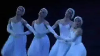 Les Ballet Trockadero - Swan Lake parody