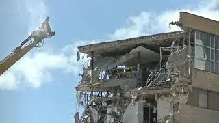 Demolición Clínico de Salamanca.Cuartos de maquinas de los ascensores públicos principales 13-3-2022
