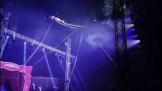 Swinging trapeze 2025 - Marisa Saenz 