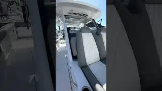 2026 Everglades 375 CC | Blue Top Yachting