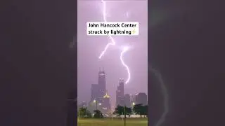 Chicago&rsquo;s John Hancock Center struck by lightning⚡️ Video by @gerriwhitley #360chicago #chicago