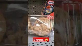 WTF is this? Clearance cookies and milk 😄