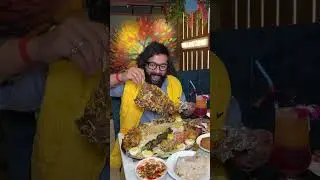 1.5KG এর রান সহ একটা বিশাল বড়ো Biryani Platter যেটা অনেকে মিলে Share করে খেতে পারবেন 